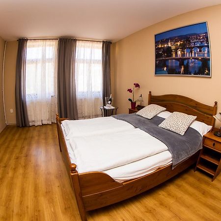 Apartman U Krale Komenskeho Jicin Ngoại thất bức ảnh
